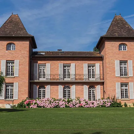 Guest house Castel Bois Marie, 5*